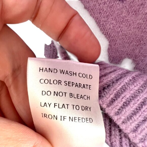 Le Lis Collection Butterfly Print Purple Oversized Sweater Size Medium - Picture 11 of 12